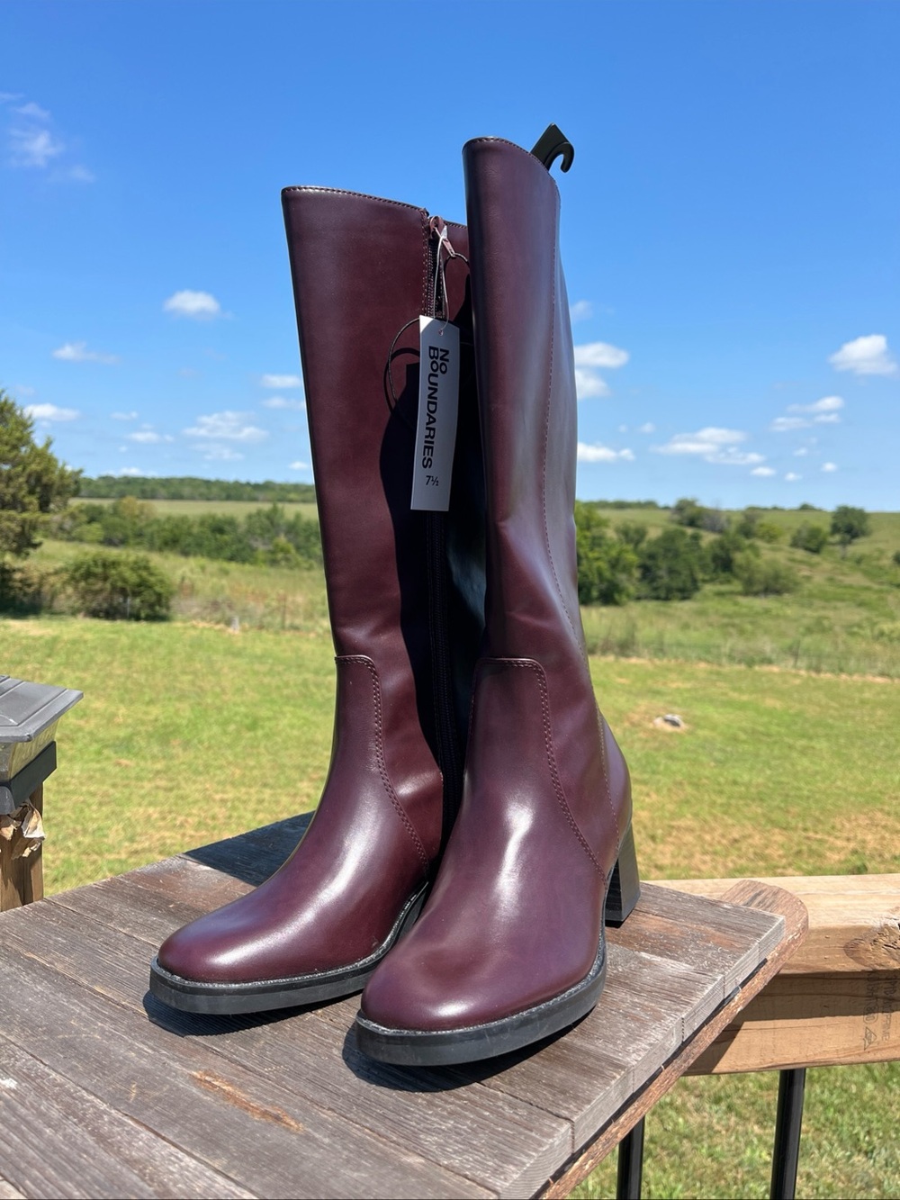 Women's No Boundaries SIZE 7 1/2 Mid Calf Tall Block Heel Boots Burgundy  New